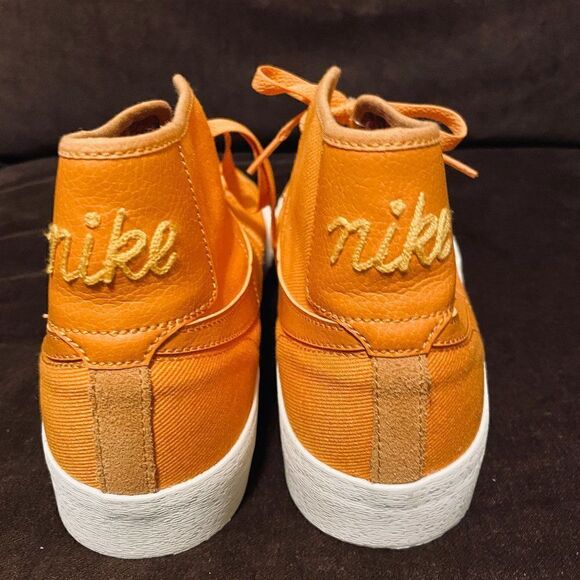 Nike SB Blazer Court Mid Premium Light Curry DH7479-700 Mens Size 12 US 46 EUR - Picture 4 of 10